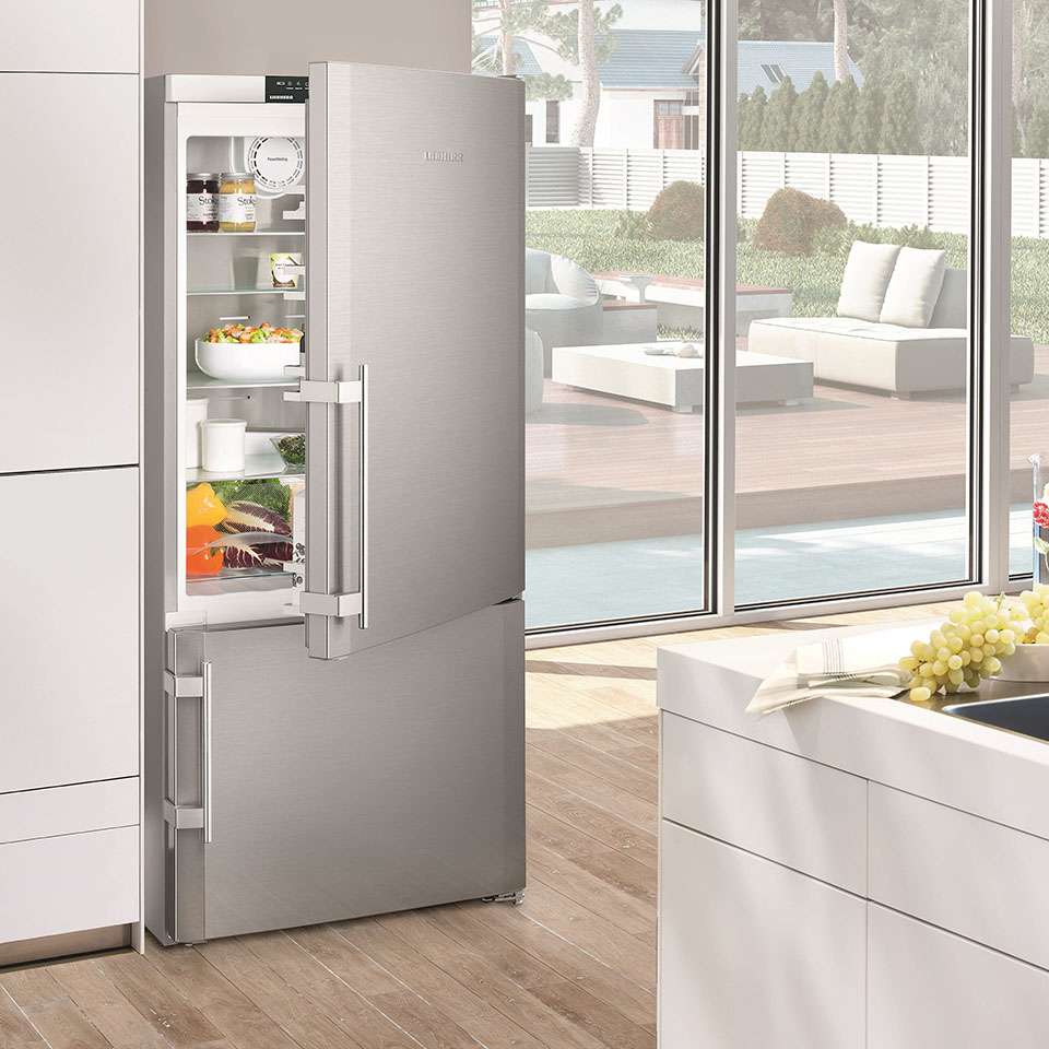 Tips on Refrigerator Placement in the Kitchen