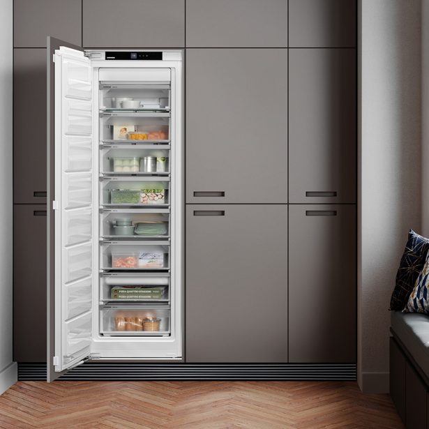 Liebherr SIFNh5128 Fully Integrated Freezer Lifestyle