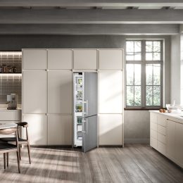 FREESTANDING ‘PRIME’ BOTTOM MOUNT FRIDGE (RHH)