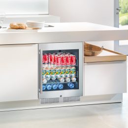 BUILT-IN BEVERAGE CENTRE